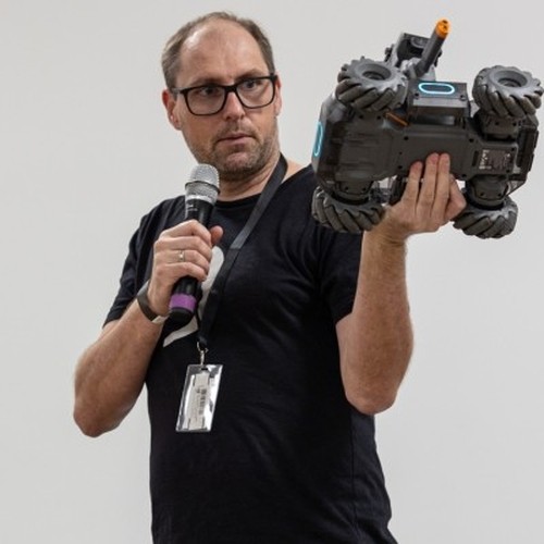 AI Is Already Screening You – Learn How to Win Jobs, Clients & Projects